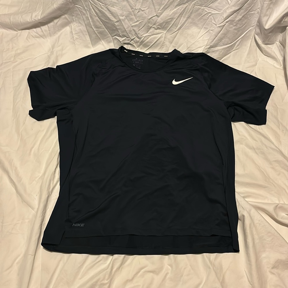 Nike Dri-Fit Short Sleeve Shirt